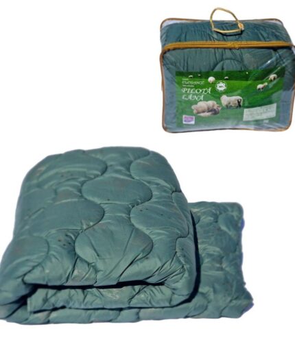 PILOTĂ MATLASATĂ LÂNĂ (VERDE) – 200cm x 220cm