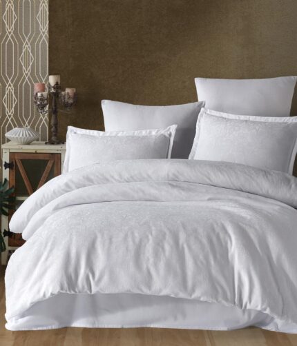 LENJERIE DE PAT JAQUARD 100% BUMBAC (VIENNA)